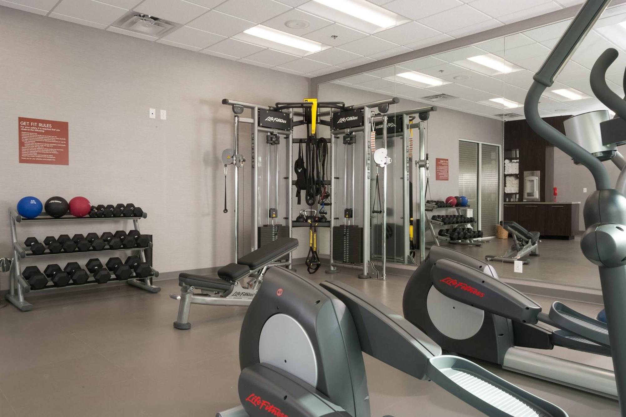 Towneplace Suites By Marriott Charleston Airport/Convention Center Норт-Чарлстон Екстер'єр фото