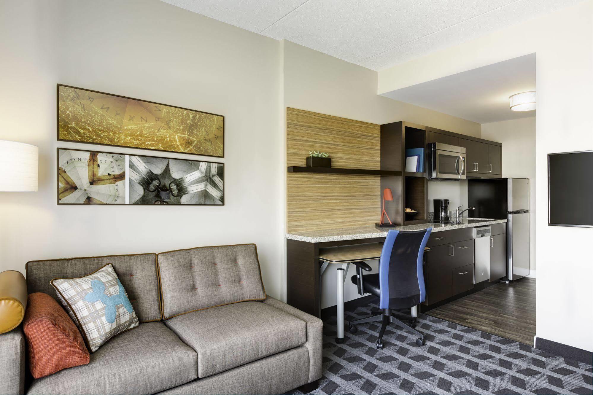 Towneplace Suites By Marriott Charleston Airport/Convention Center Норт-Чарлстон Екстер'єр фото
