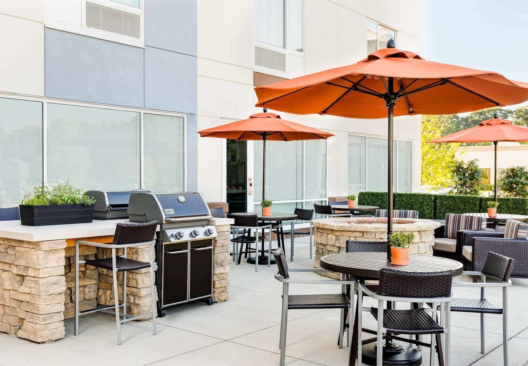 Towneplace Suites By Marriott Charleston Airport/Convention Center Норт-Чарлстон Екстер'єр фото